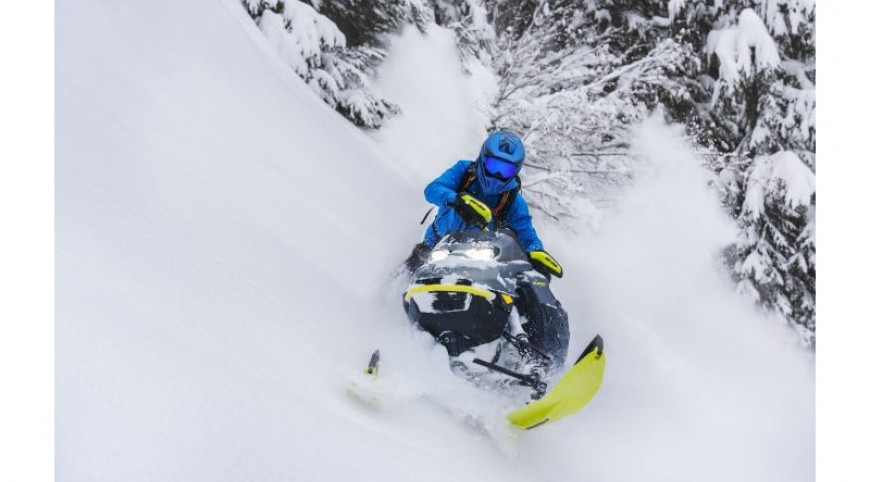 MOTONEIGE SKI DOO 2023